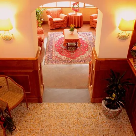 Beatrice Hotel